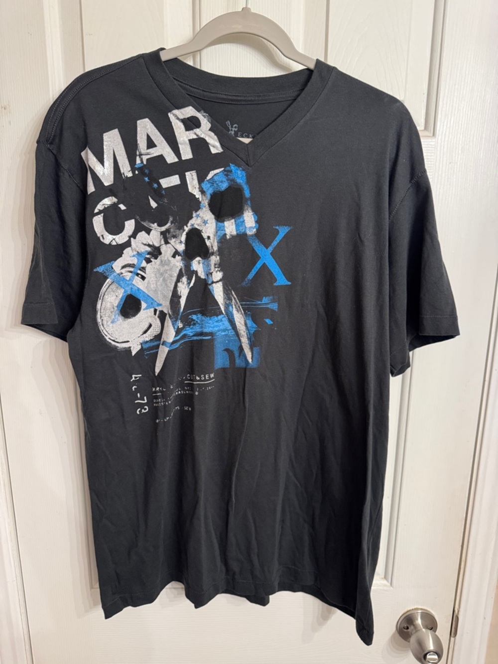 Marc Ecko Black V-Neck Graphic Tee with Blue and White Print